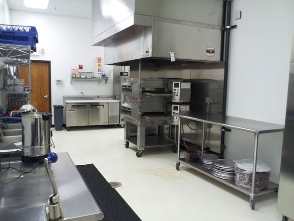 Suite 19-Kitchen